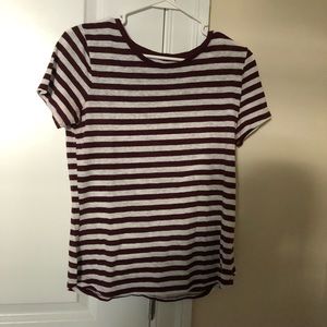 White and maroon t-shirt